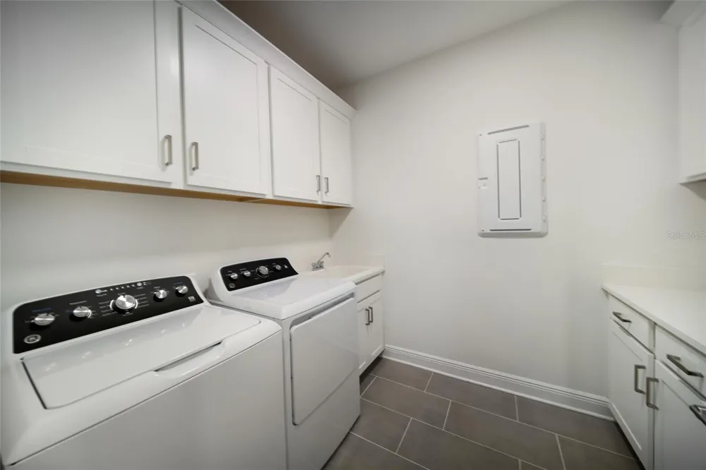 4811 HONEY DEW LANE Bradenton, FL 34211