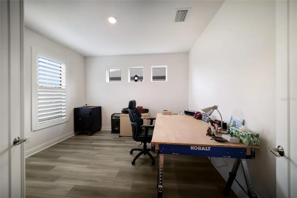 4811 HONEY DEW LANE Bradenton, FL 34211