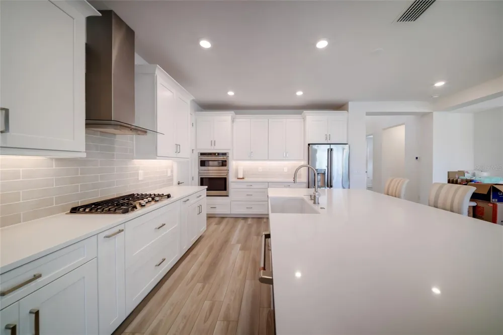 4811 HONEY DEW LANE Bradenton, FL 34211