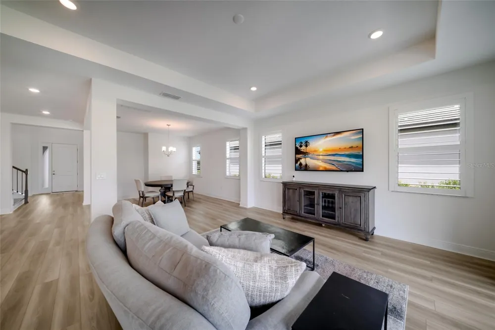 4811 HONEY DEW LANE Bradenton, FL 34211