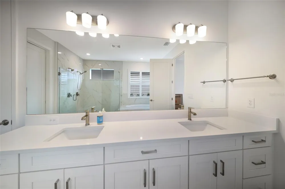 4811 HONEY DEW LANE Bradenton, FL 34211