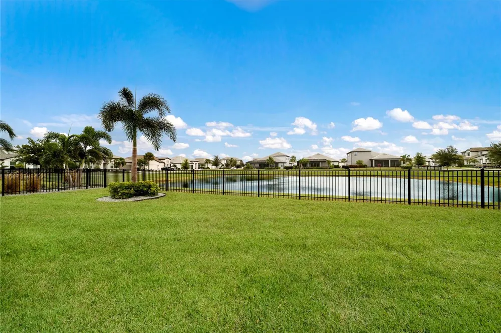 4811 HONEY DEW LANE Bradenton, FL 34211