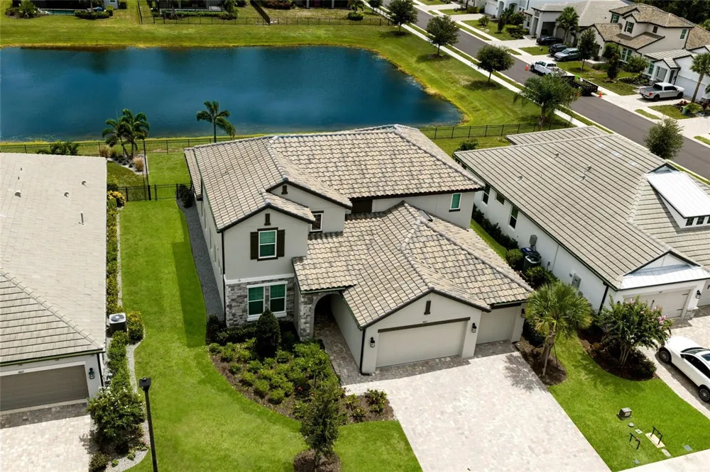 4811 HONEY DEW LANE Bradenton, FL 34211