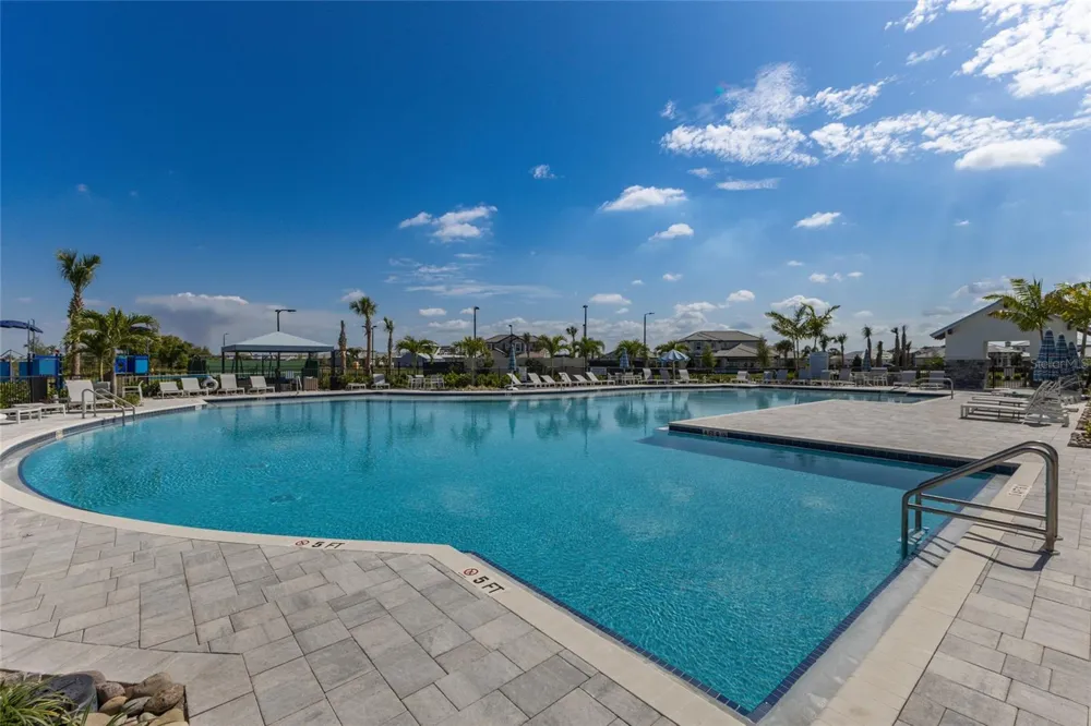 4811 HONEY DEW LANE Bradenton, FL 34211