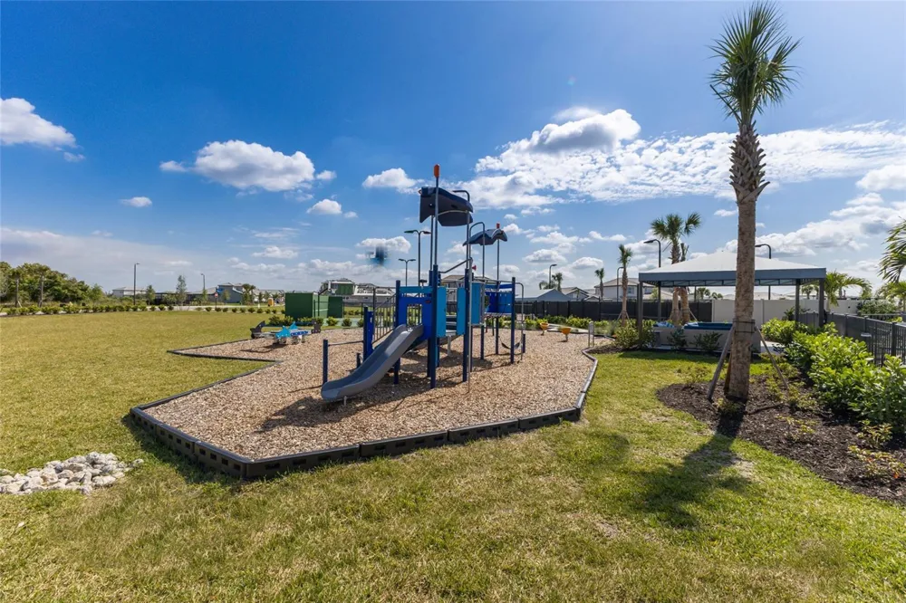 4811 HONEY DEW LANE Bradenton, FL 34211