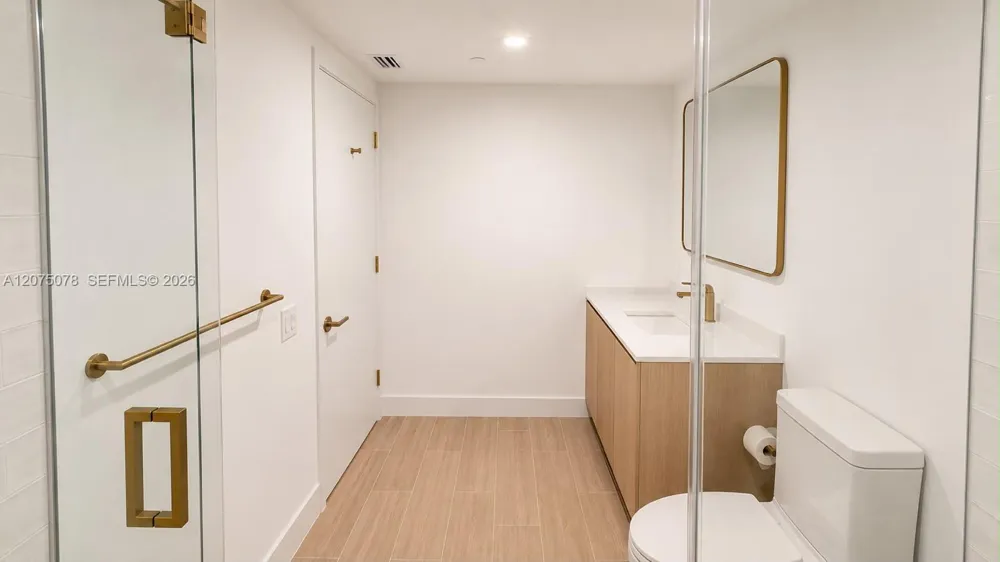 90 NE 32nd St. #920 Miami Beach, FL 33127