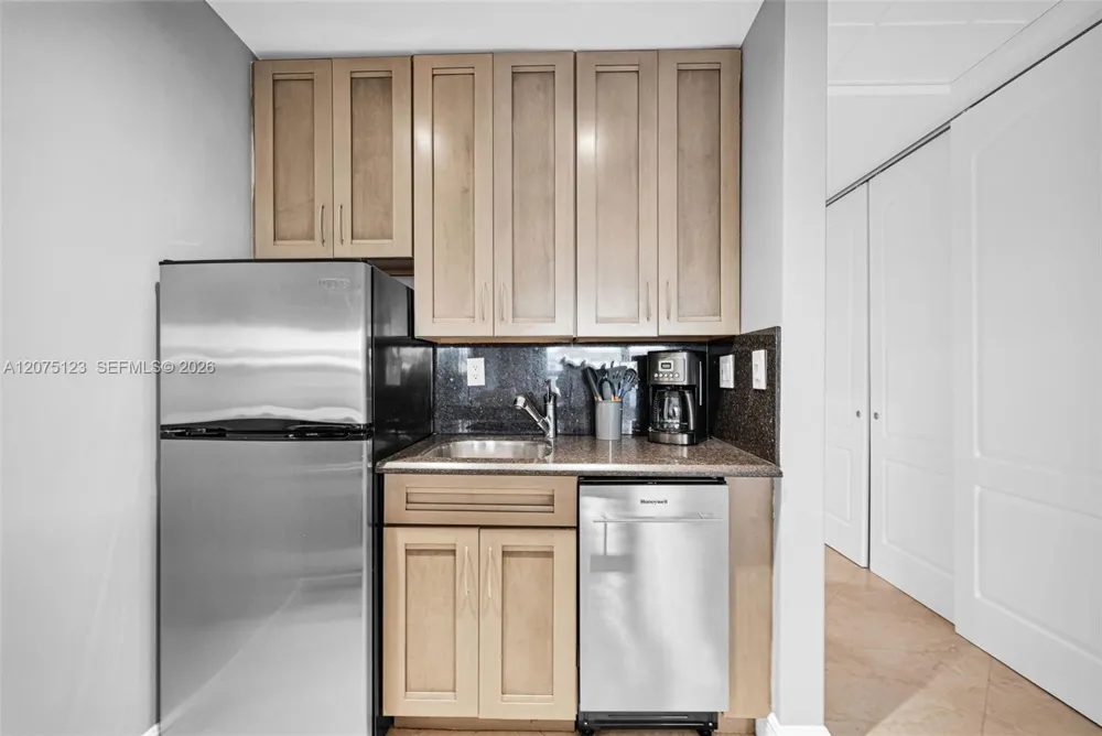 405 Ocean Blvd #103 Pompano Beach, FL 33062