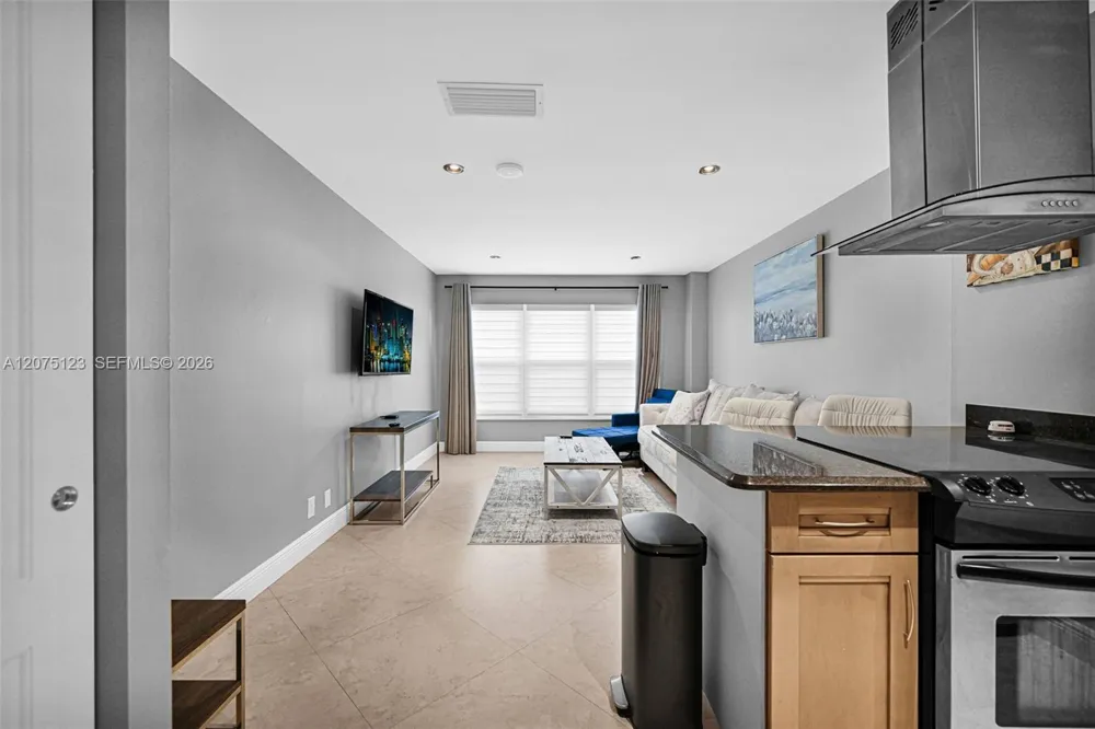 405 Ocean Blvd #103 Pompano Beach, FL 33062