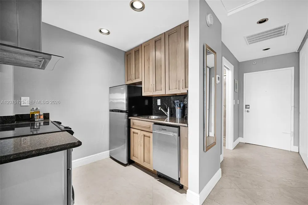 405 Ocean Blvd #103 Pompano Beach, FL 33062