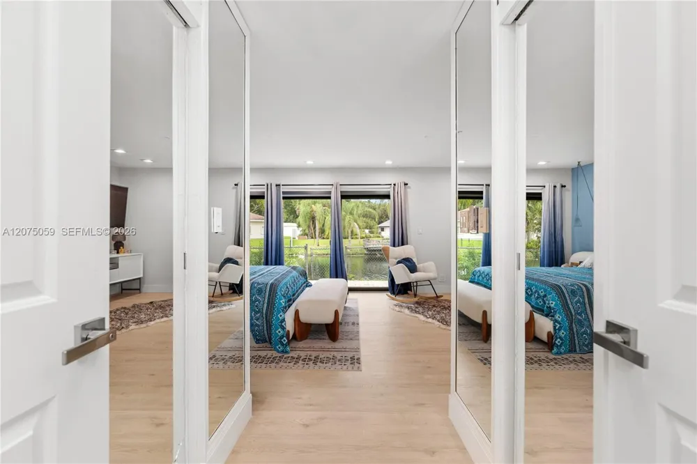 801 Mockingbird Ln Plantation, FL 33324