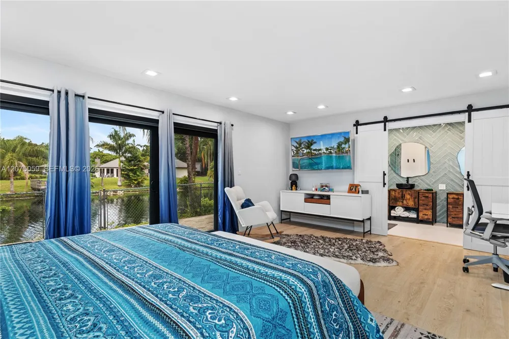 801 Mockingbird Ln Plantation, FL 33324