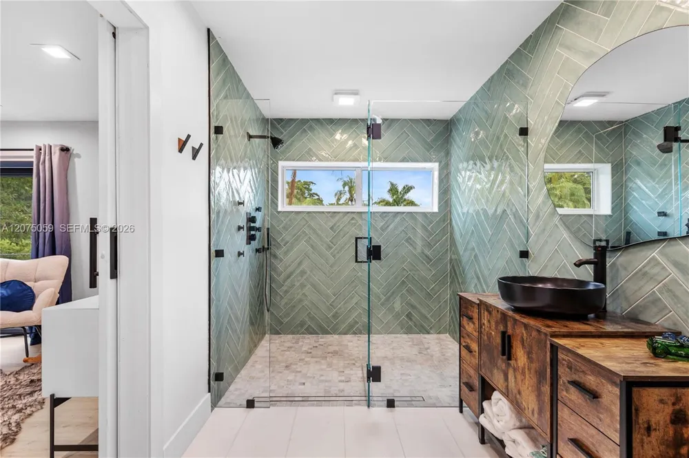 801 Mockingbird Ln Plantation, FL 33324