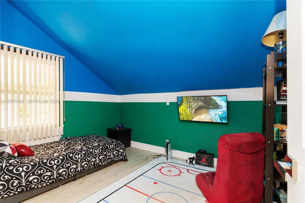 801 Mockingbird Ln Plantation, FL 33324
