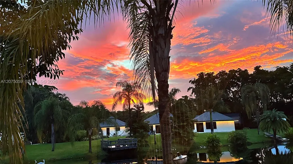 801 Mockingbird Ln Plantation, FL 33324