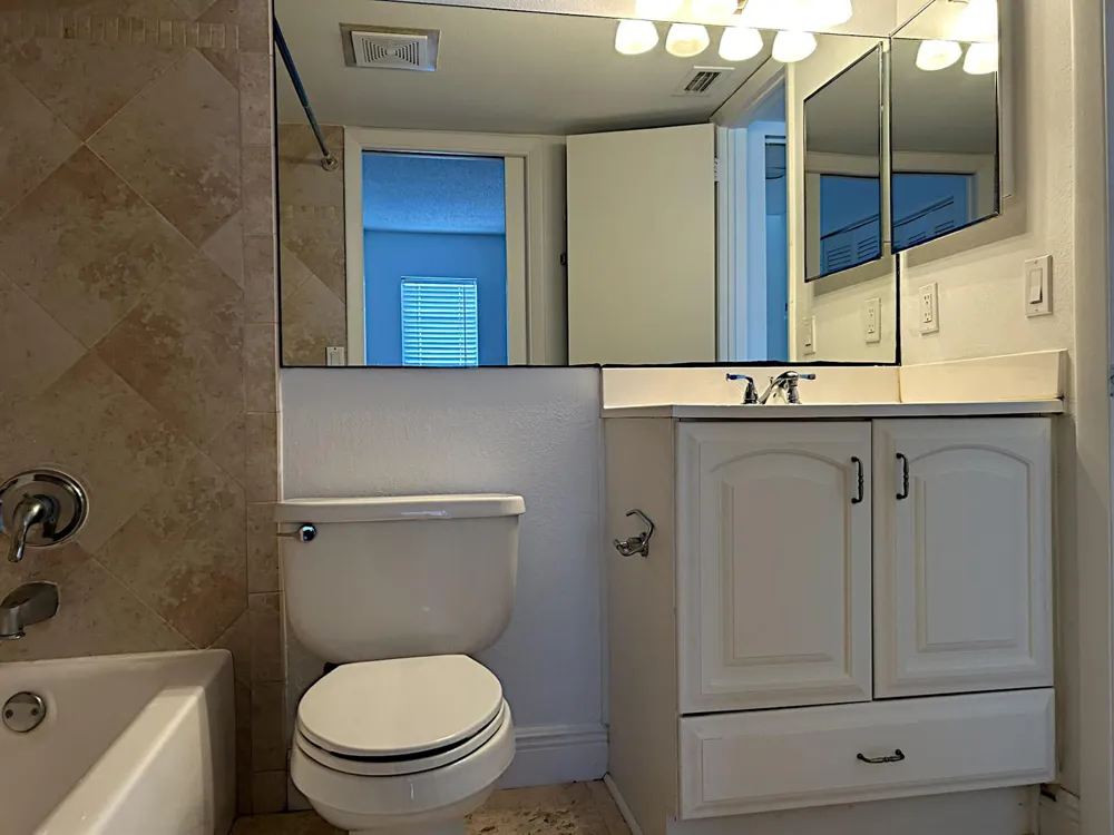 342 Southwind Drive #203 North Palm Beach, FL 33408