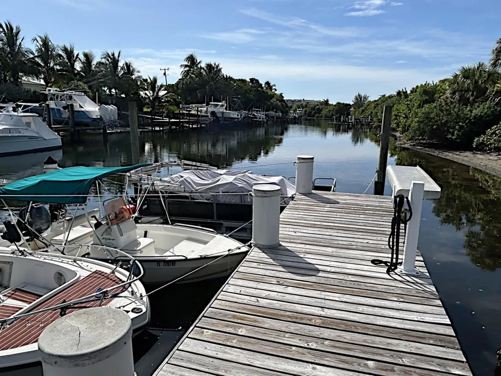342 Southwind Drive #203 North Palm Beach, FL 33408