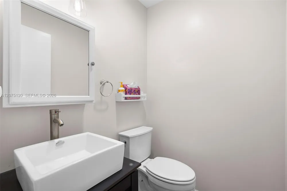 1151 NW 78th Ter #. Plantation, FL 33322