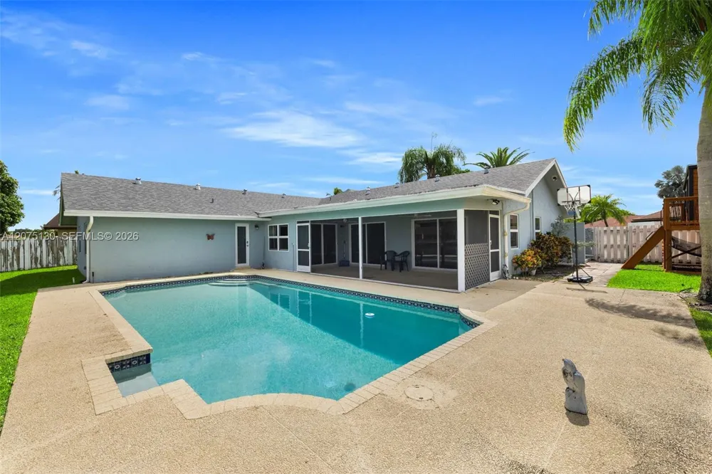 1151 NW 78th Ter #. Plantation, FL 33322