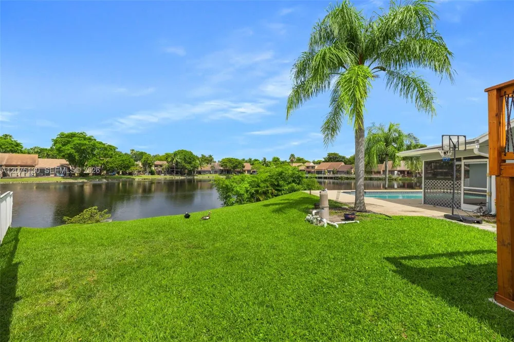 1151 NW 78th Ter #. Plantation, FL 33322