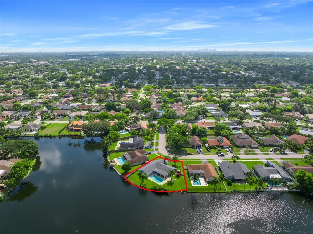 1151 NW 78th Ter #. Plantation, FL 33322