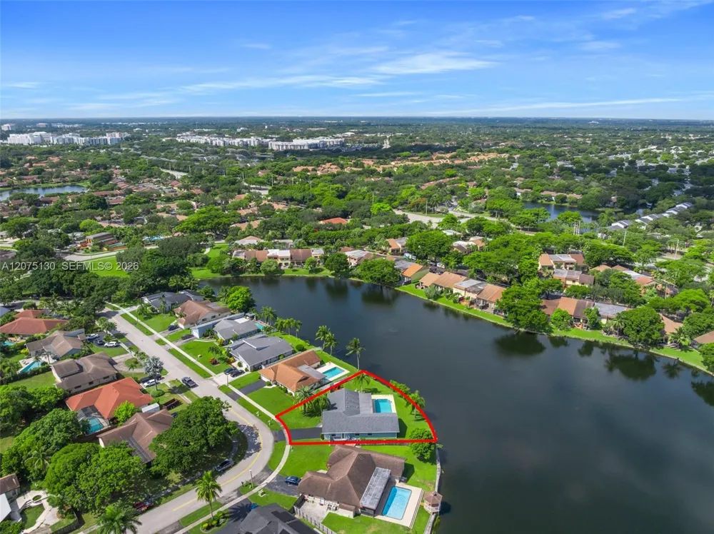 1151 NW 78th Ter #. Plantation, FL 33322