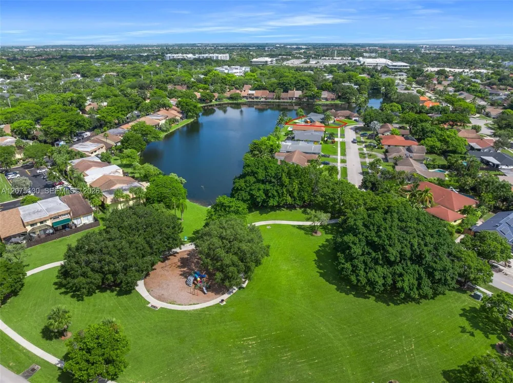 1151 NW 78th Ter #. Plantation, FL 33322
