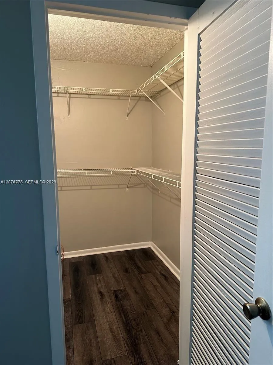 2027 Hythe B #2027 Boca Raton, FL 33434