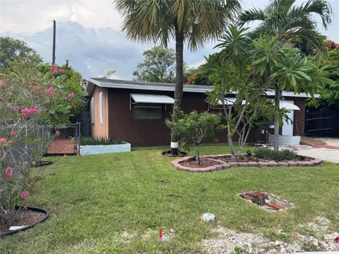 1705 NW 15th Ave