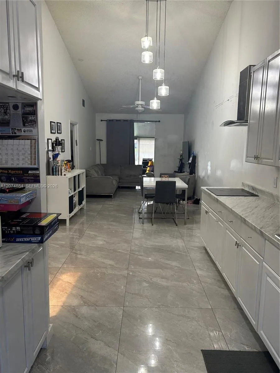 5587 Park Rd #5587 Dania Beach, FL 33312