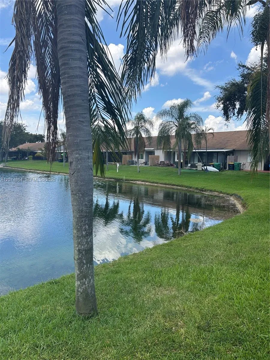 5587 Park Rd #5587 Dania Beach, FL 33312