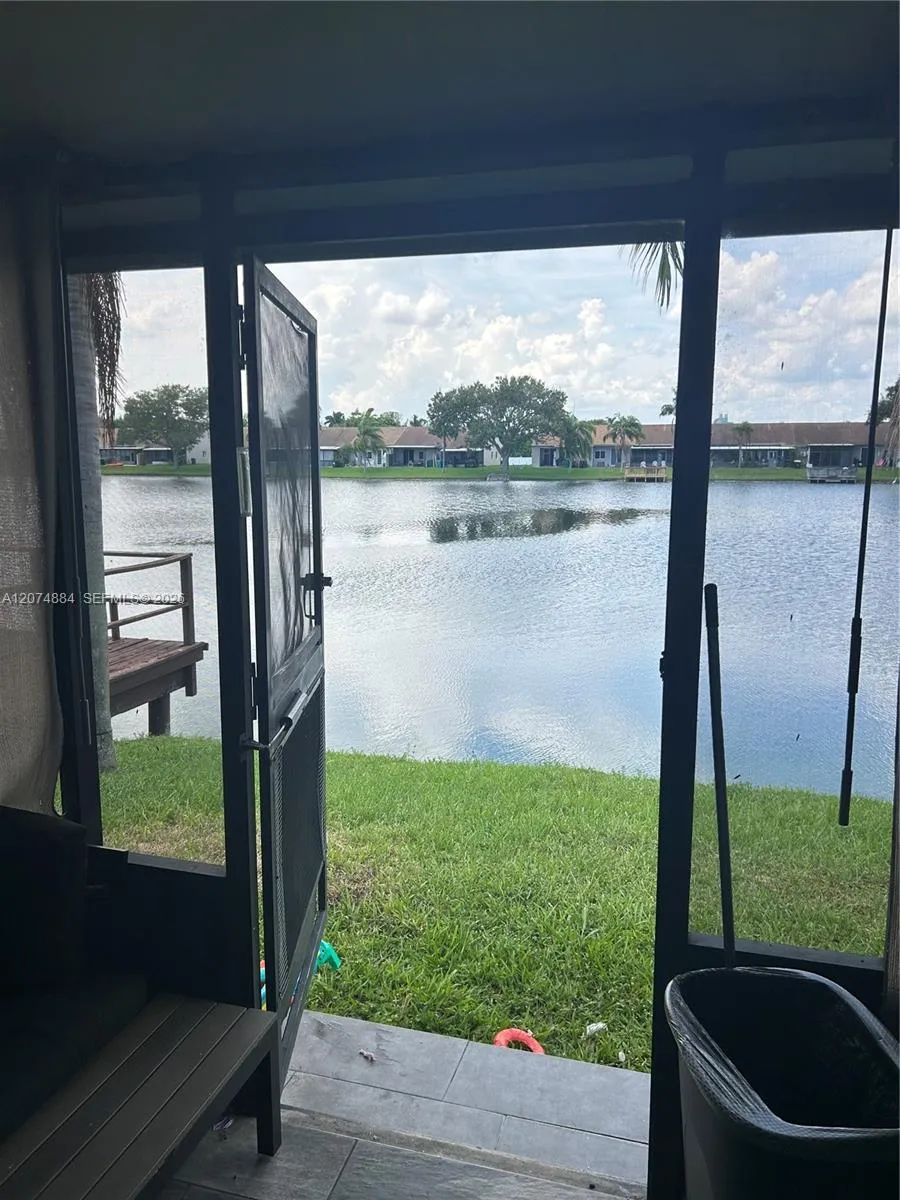 5587 Park Rd #5587 Dania Beach, FL 33312