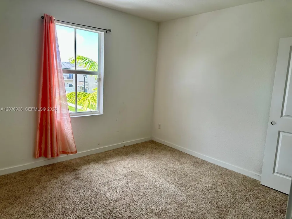 754 SE 19th St Homestead, FL 33034