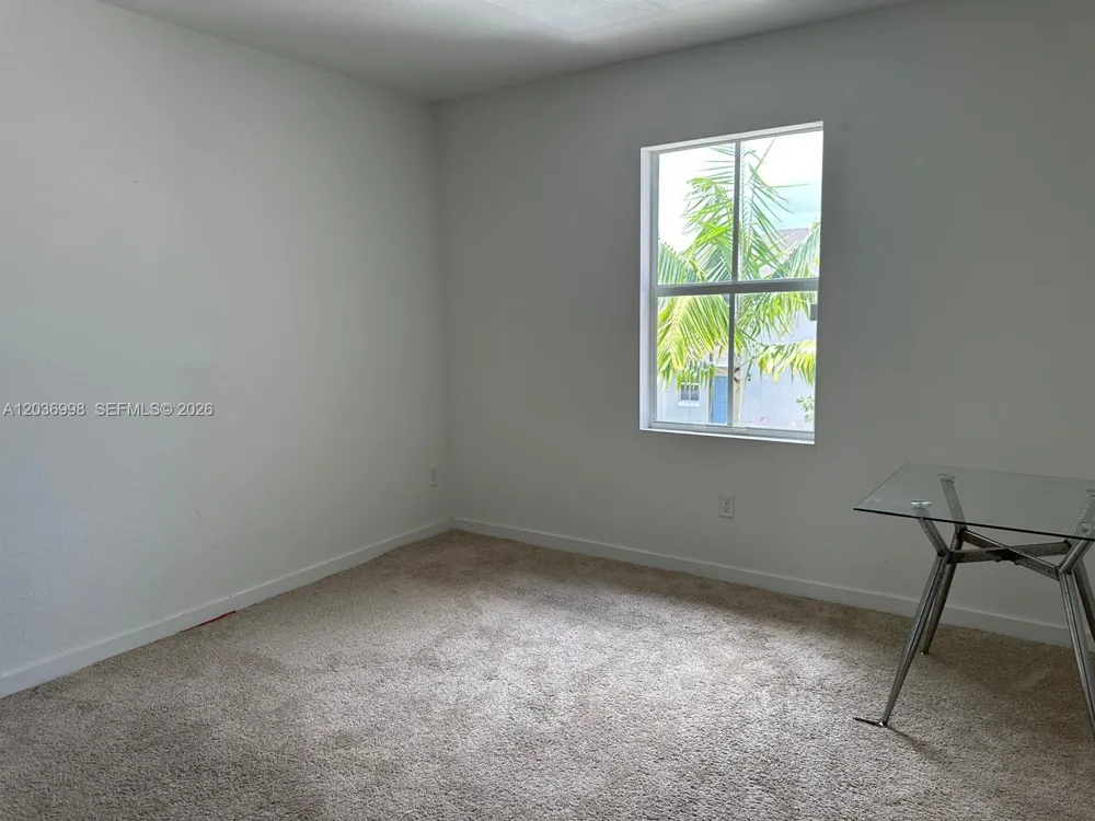 754 SE 19th St Homestead, FL 33034