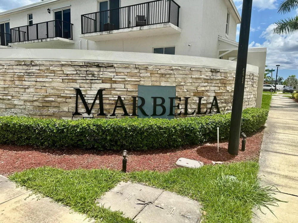 754 SE 19th St Homestead, FL 33034