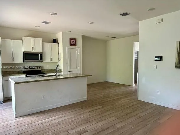 754 SE 19th St Homestead, FL 33034