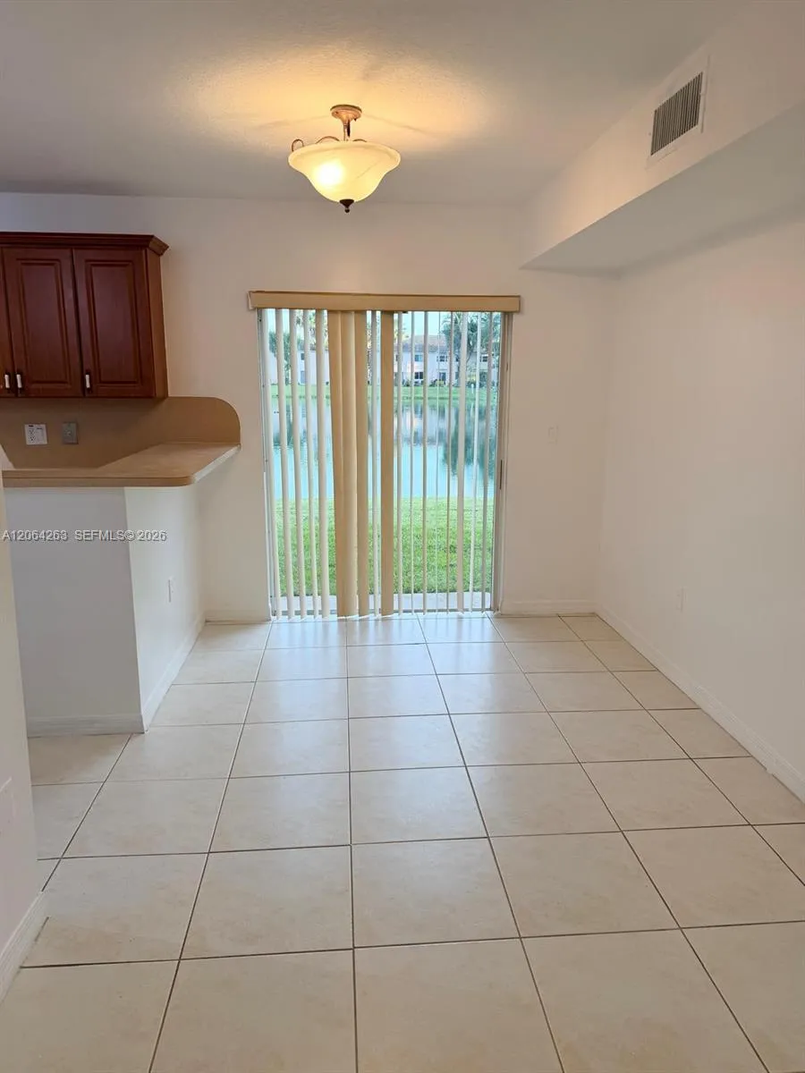 1250 SE 26th St #101 Homestead, FL 33035