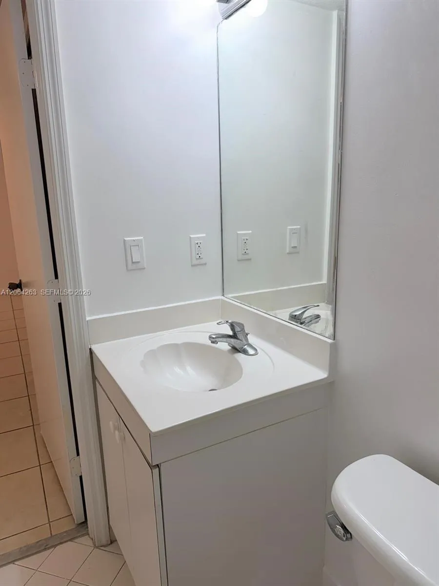 1250 SE 26th St #101 Homestead, FL 33035