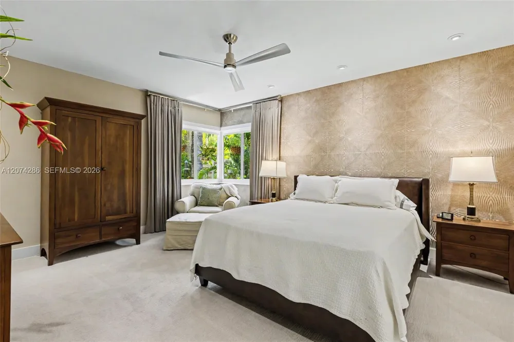 13 Dogwood Rd Hollywood, FL 33021