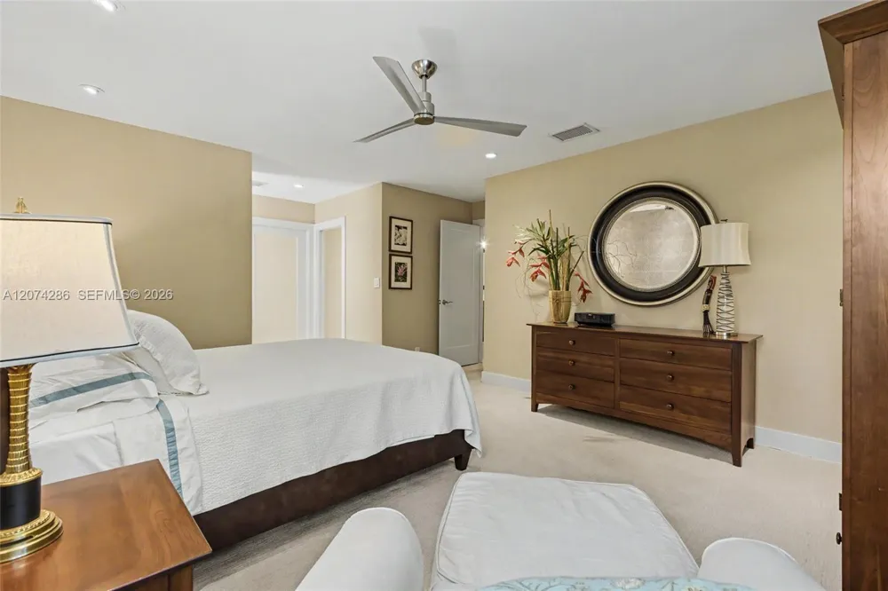 13 Dogwood Rd Hollywood, FL 33021