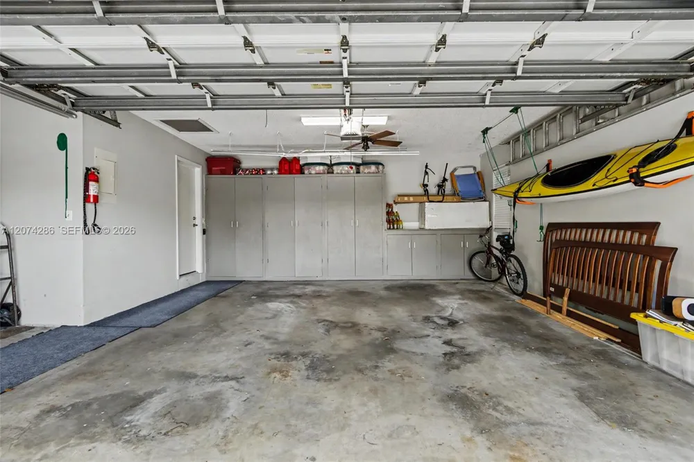 13 Dogwood Rd Hollywood, FL 33021