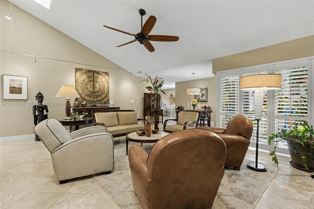 13 Dogwood Rd Hollywood, FL 33021