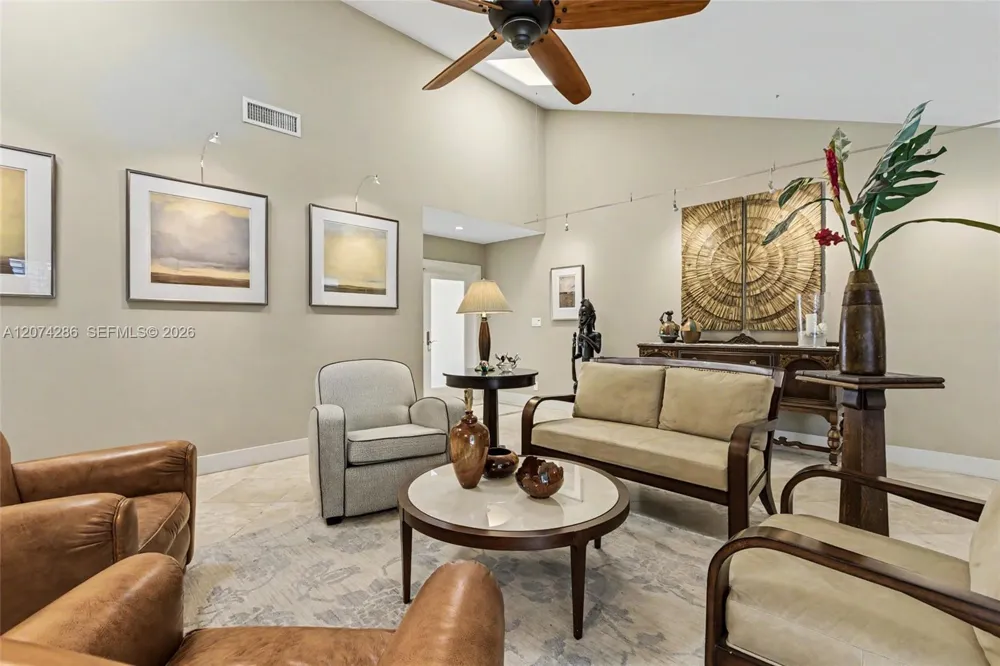 13 Dogwood Rd Hollywood, FL 33021