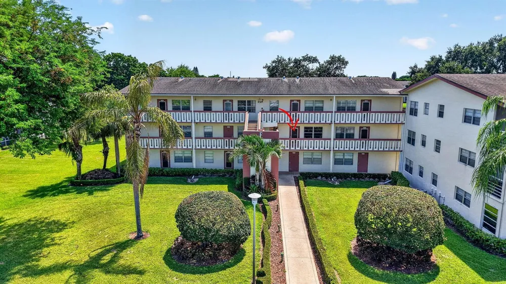 236 Preston Way #f Boca Raton, FL 33434