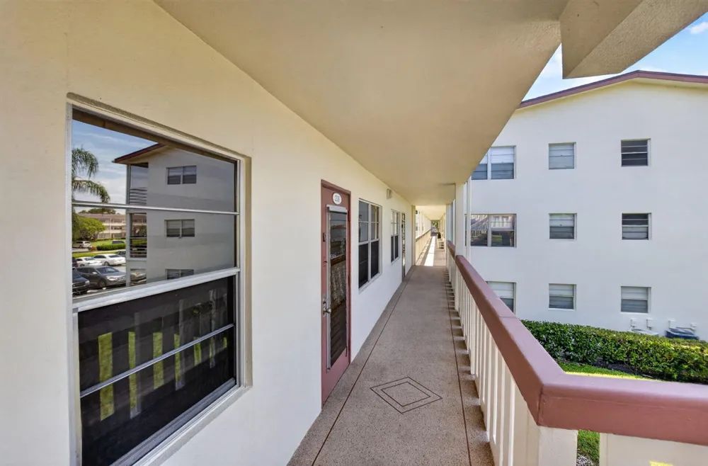 236 Preston Way #f Boca Raton, FL 33434