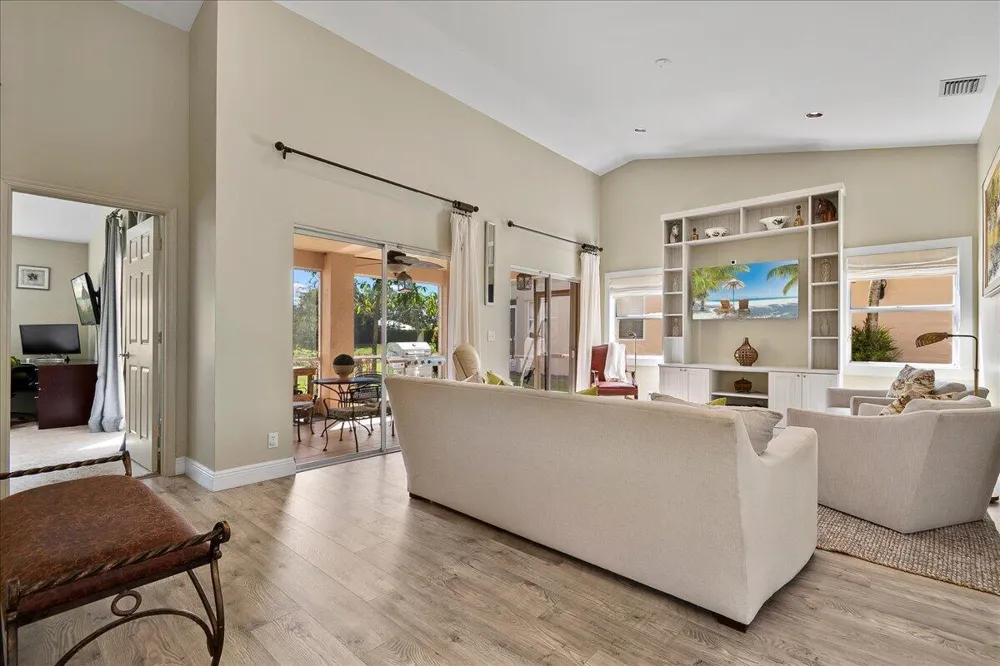 2590 NEATON COURT Wellington, FL 33414