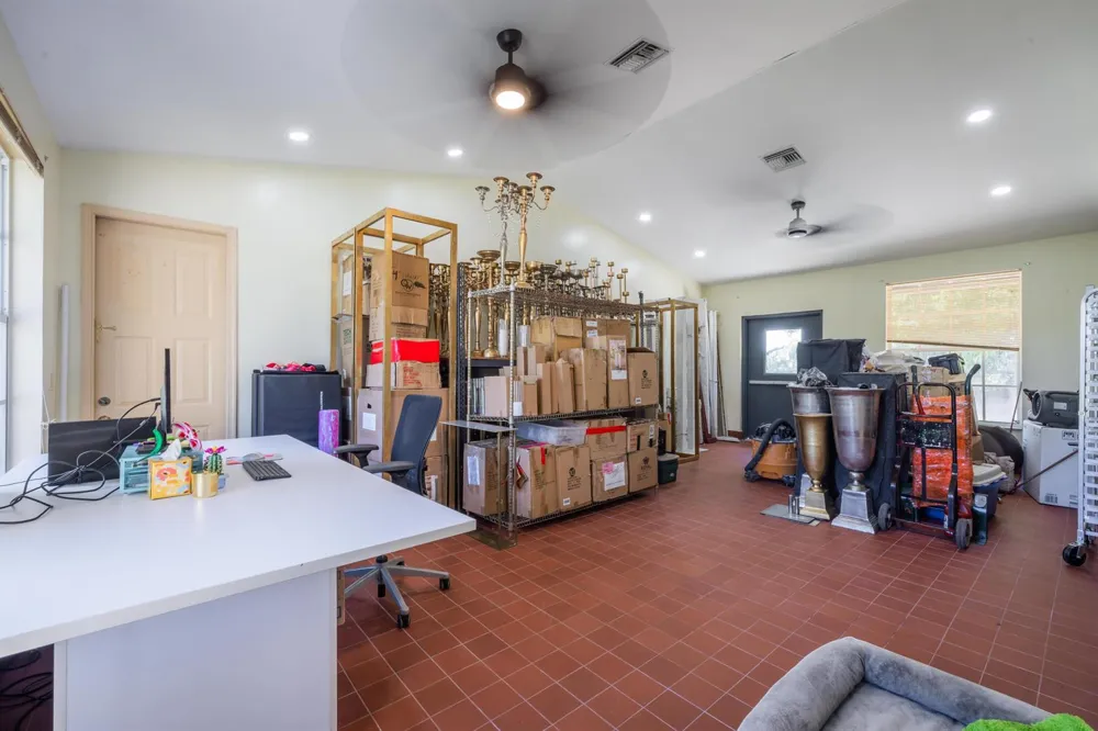 4300 Vinkemulder Road Coconut Creek, FL 33073