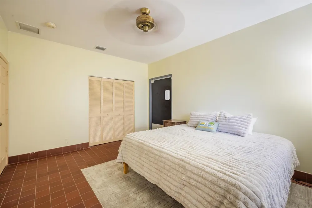 4300 Vinkemulder Road Coconut Creek, FL 33073