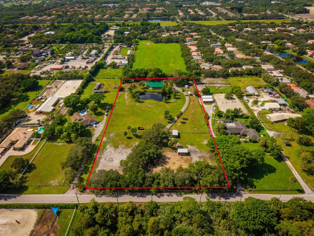 4300 Vinkemulder Road Coconut Creek, FL 33073