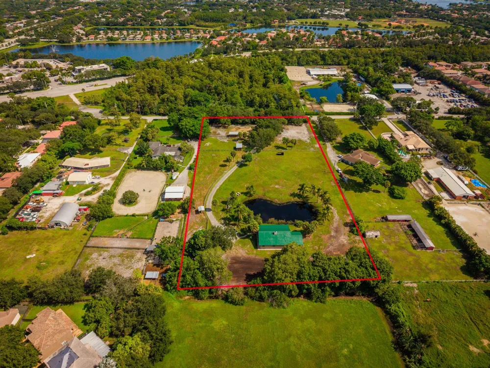 4300 Vinkemulder Road Coconut Creek, FL 33073