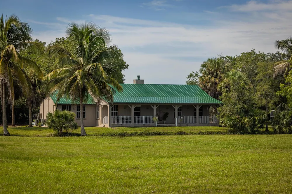 4300 Vinkemulder Road Coconut Creek, FL 33073